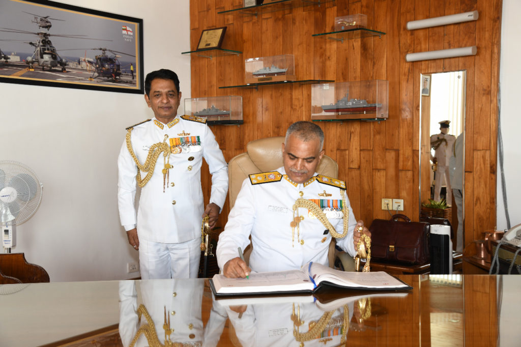 Vice Admiral R Hari Kumar Indian Navy Chief (भारतीय नौसेना अध्यक्ष आर हरी कुमार)